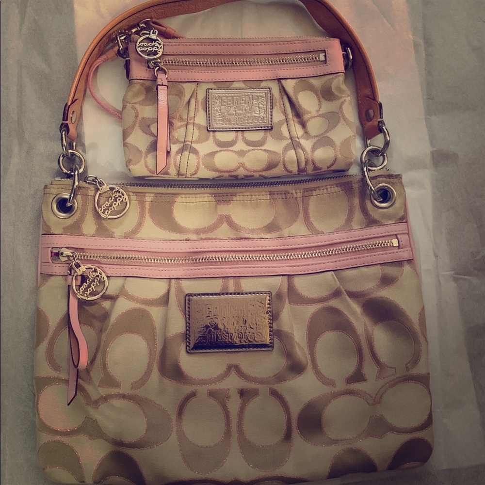 Purse n Wristlet